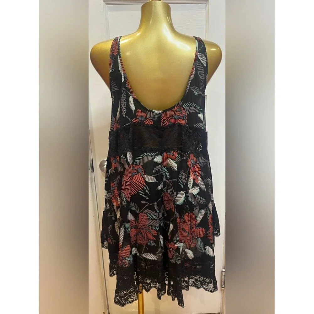 Boho Floral Lace-Trim Swing Dress - Black with Red Floral